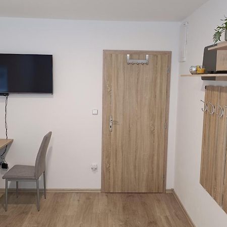 Apartmany Svitkov 79 Pardubice Bagian luar foto