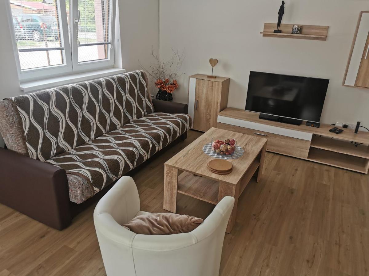 Apartmany Svitkov 79 Pardubice Bagian luar foto