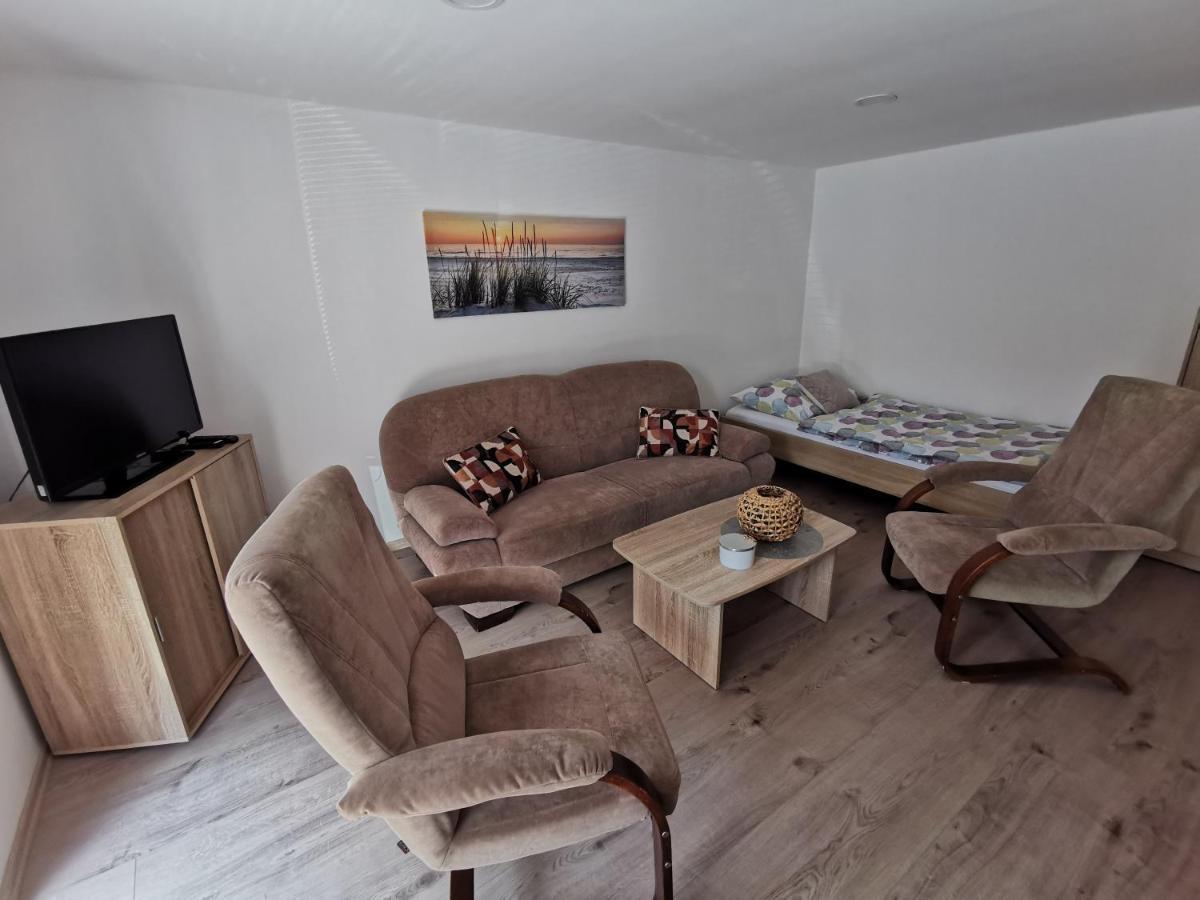 Apartmany Svitkov 79 Pardubice Bagian luar foto